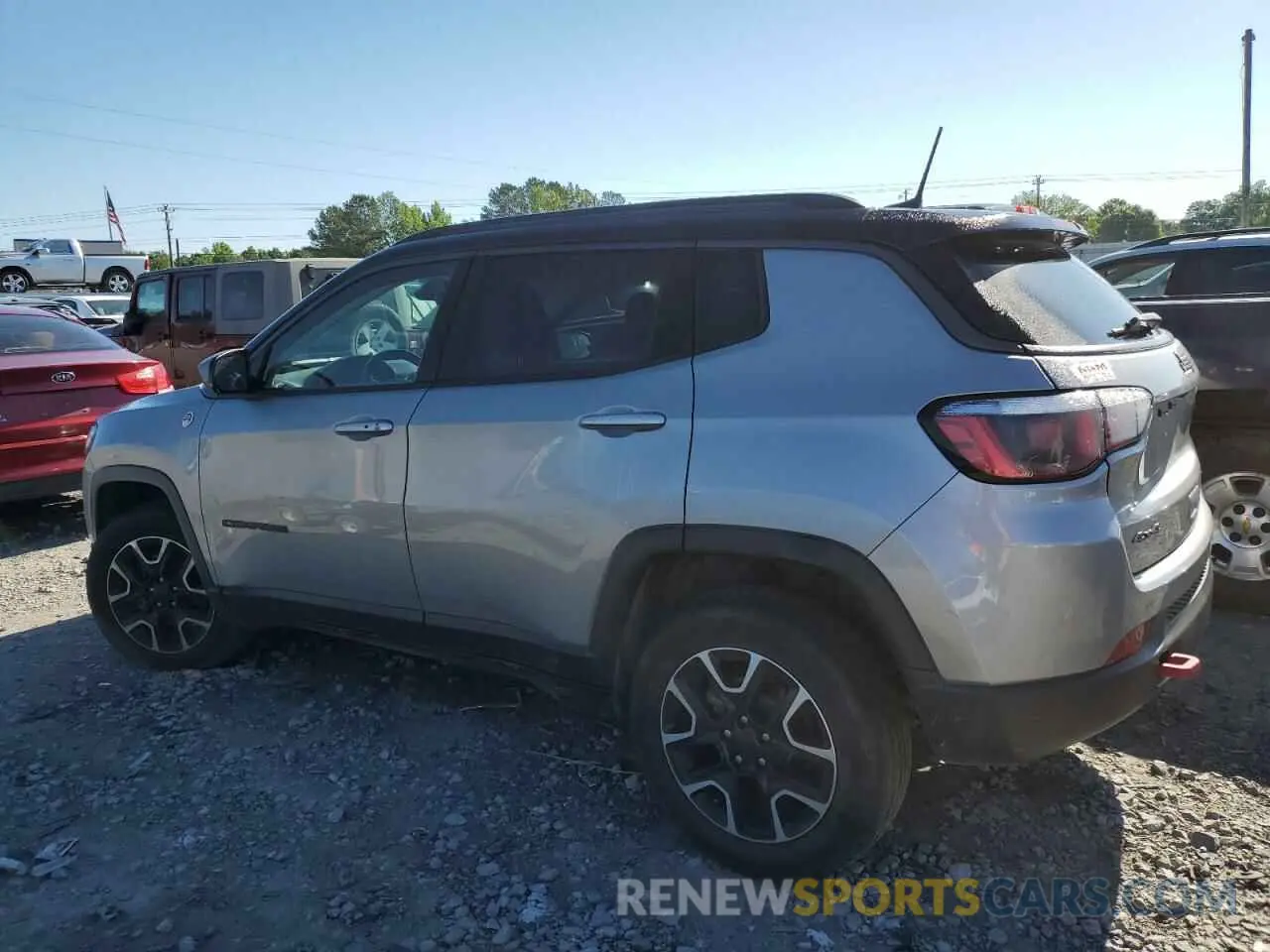 2 Photograph of a damaged car 3C4NJDDB6LT195910 JEEP COMPASS 2020