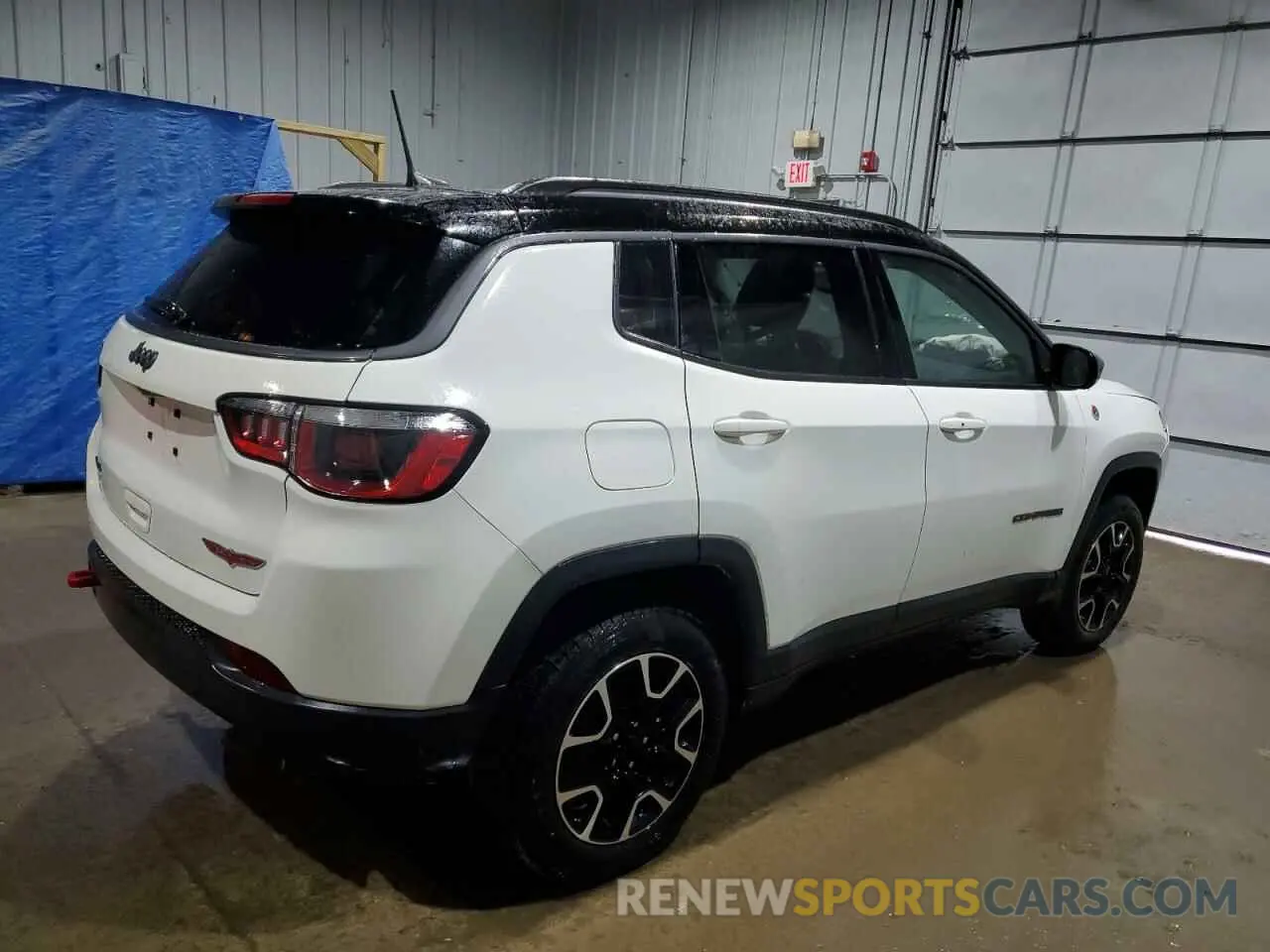 3 Photograph of a damaged car 3C4NJDDB6LT244586 JEEP COMPASS 2020