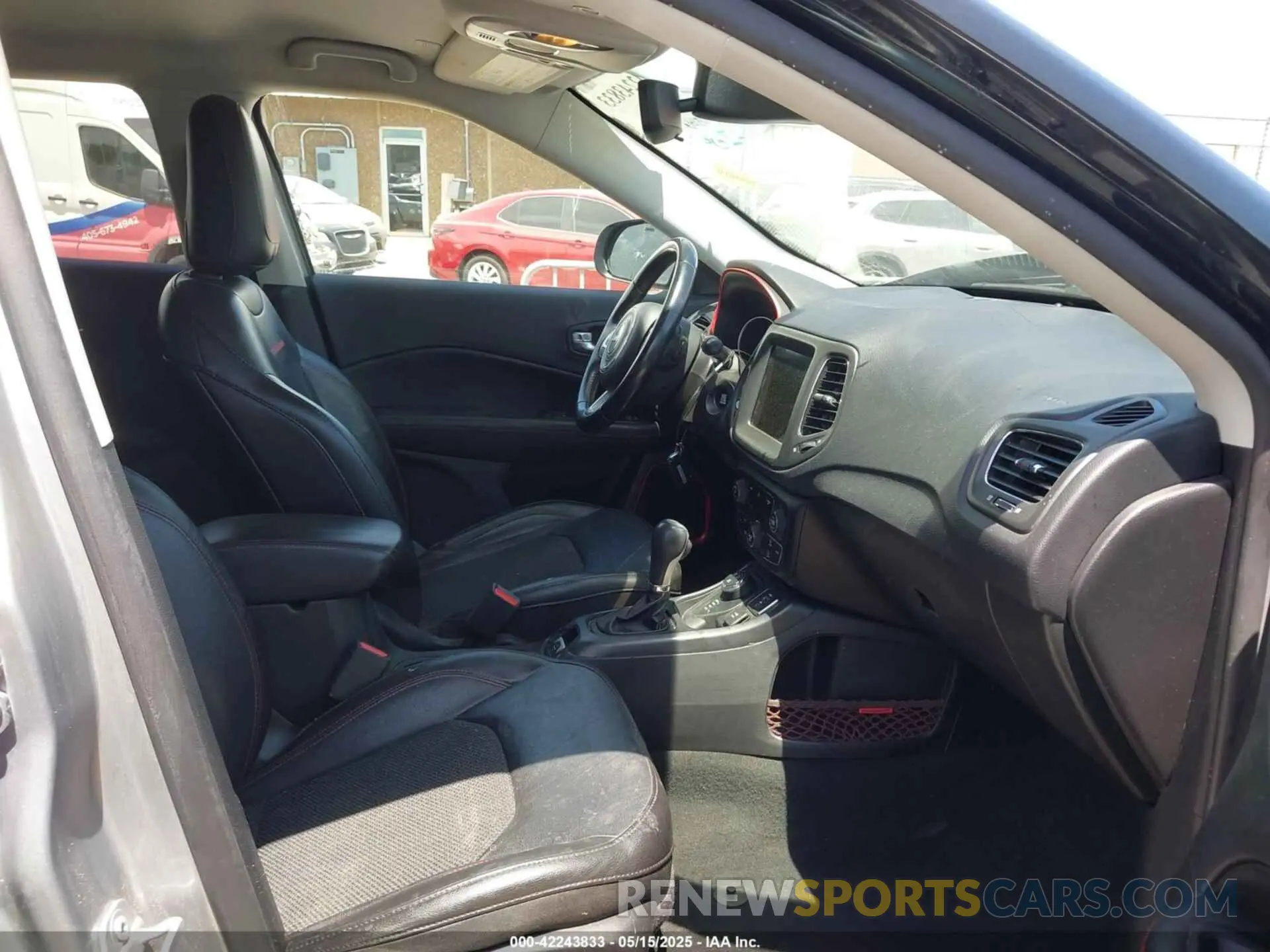 5 Photograph of a damaged car 3C4NJDDB7LT159532 JEEP COMPASS 2020