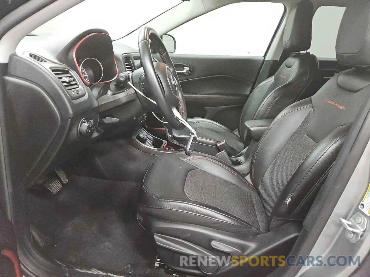 7 Photograph of a damaged car 3C4NJDDB7LT163533 JEEP COMPASS 2020