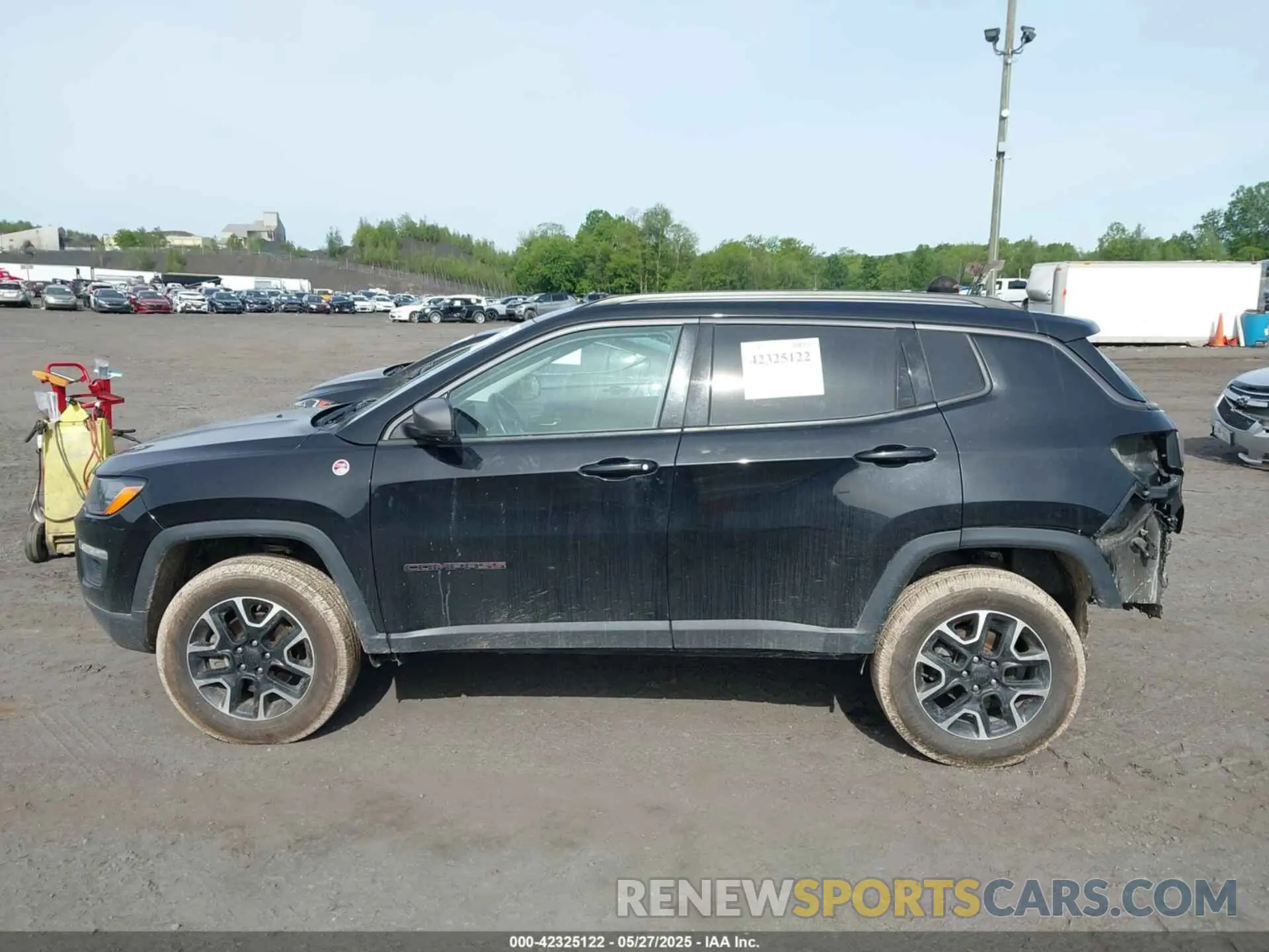 14 Photograph of a damaged car 3C4NJDDB7LT195317 JEEP COMPASS 2020