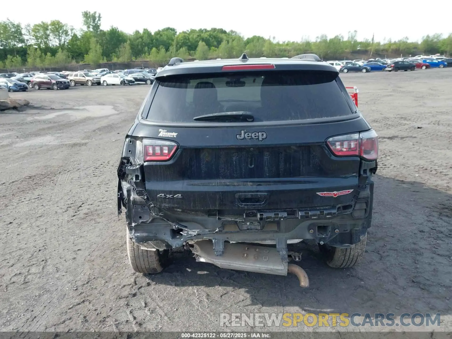 6 Photograph of a damaged car 3C4NJDDB7LT195317 JEEP COMPASS 2020