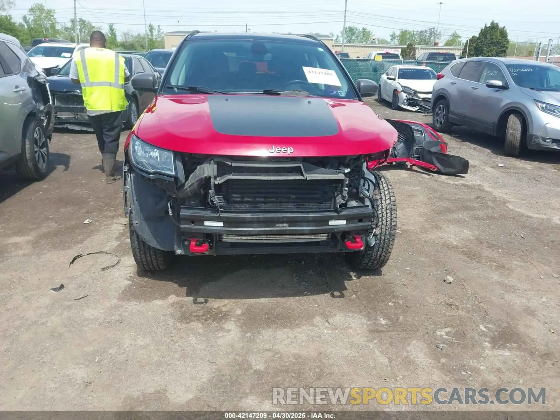 6 Photograph of a damaged car 3C4NJDDB7LT196242 JEEP COMPASS 2020