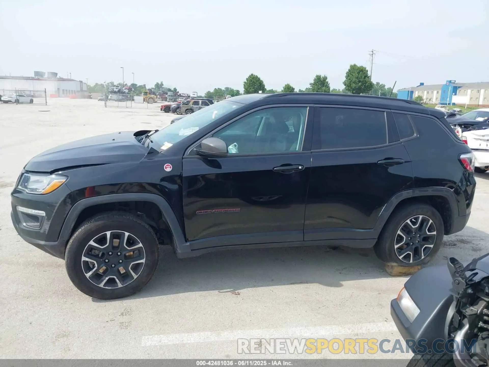 14 Photograph of a damaged car 3C4NJDDB8LT144229 JEEP COMPASS 2020