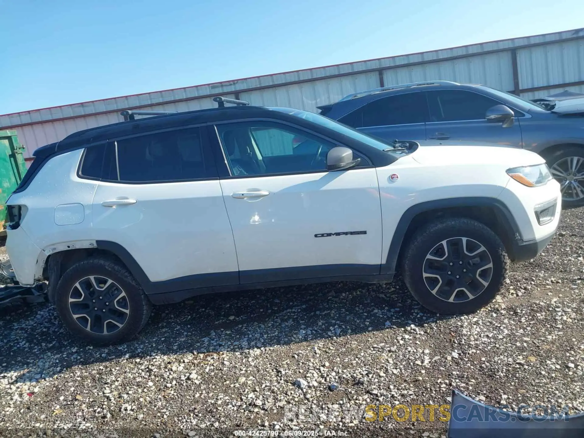 14 Photograph of a damaged car 3C4NJDDB8LT207880 JEEP COMPASS 2020