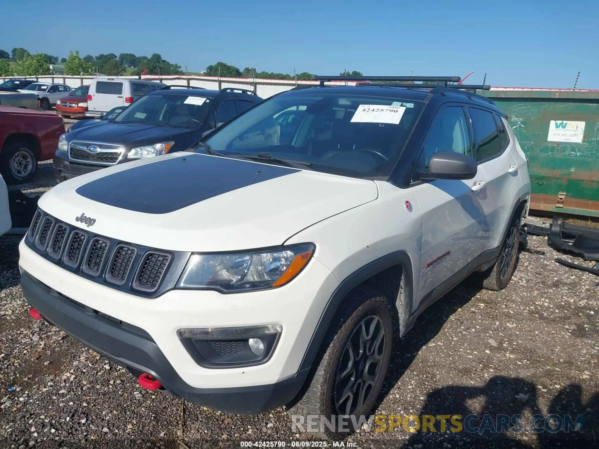 2 Photograph of a damaged car 3C4NJDDB8LT207880 JEEP COMPASS 2020