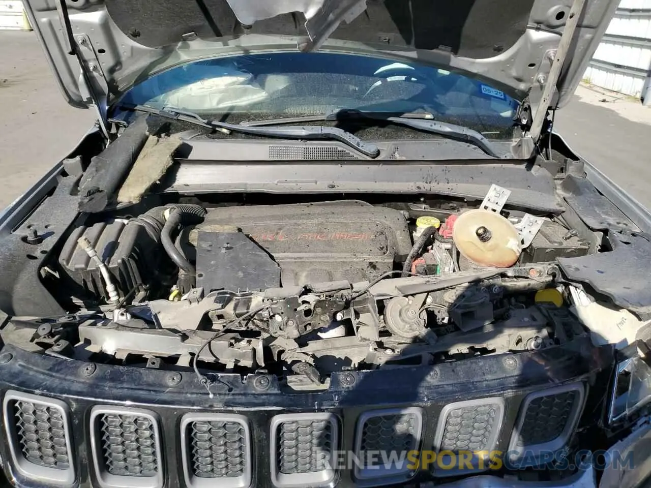 14 Photograph of a damaged car 3C4NJDDB9LT106573 JEEP COMPASS 2020