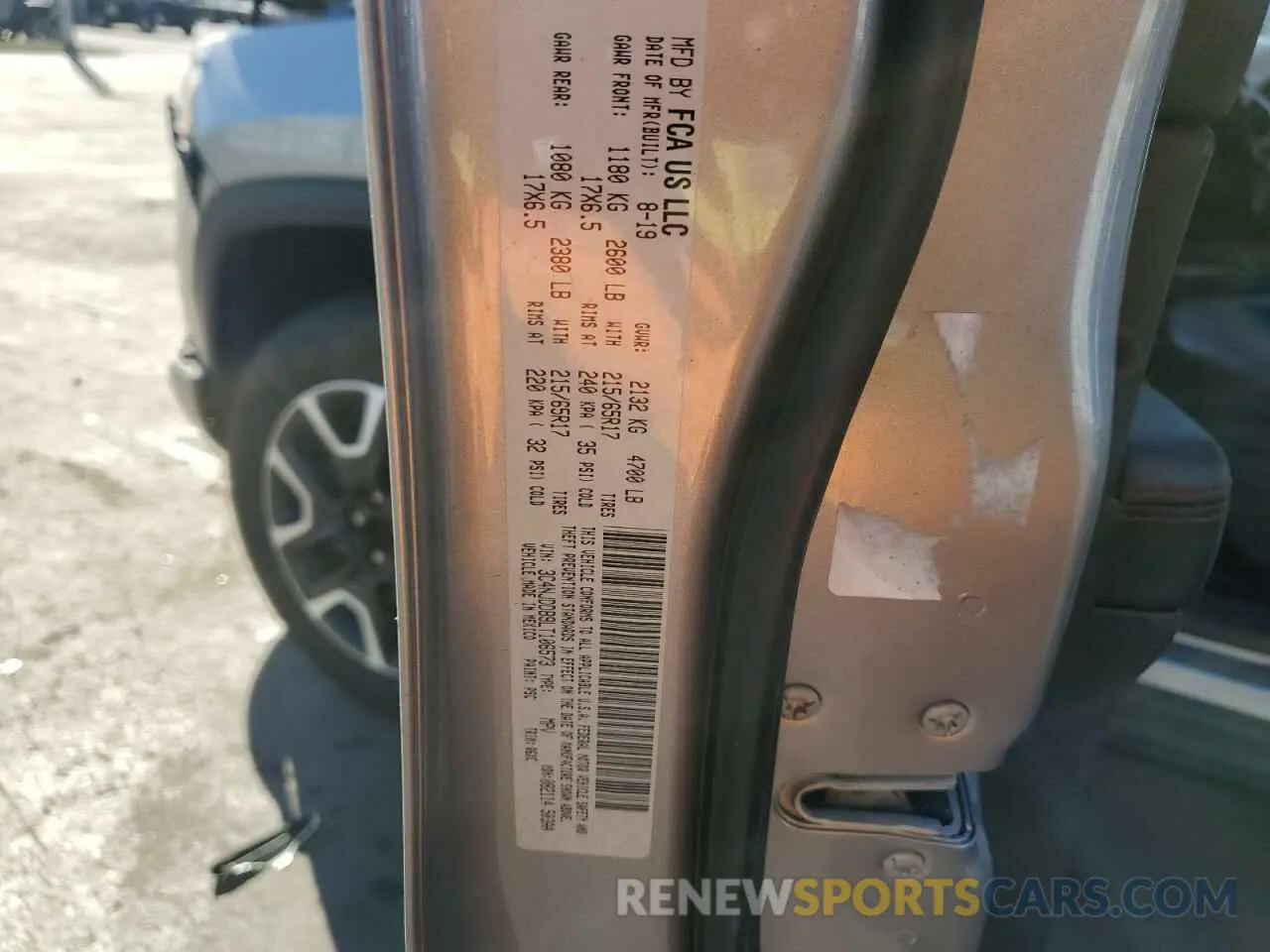 15 Photograph of a damaged car 3C4NJDDB9LT106573 JEEP COMPASS 2020