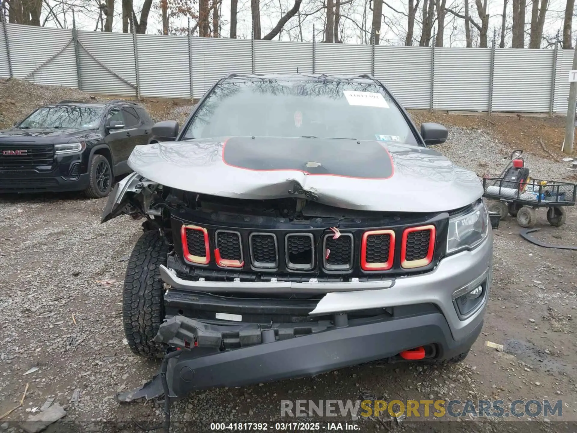 13 Photograph of a damaged car 3C4NJDDB9LT127231 JEEP COMPASS 2020
