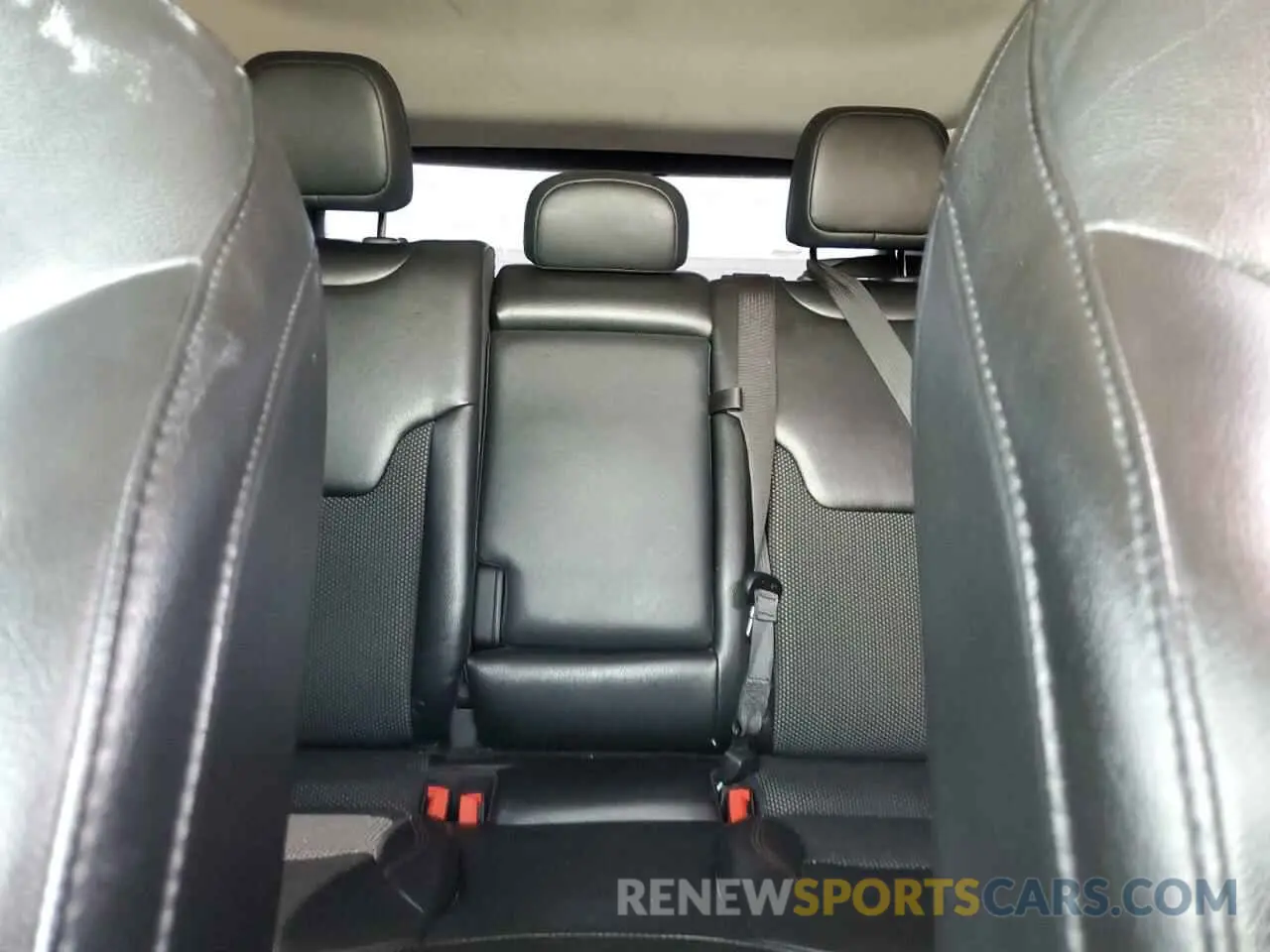 10 Photograph of a damaged car 3C4NJDDB9LT171455 JEEP COMPASS 2020