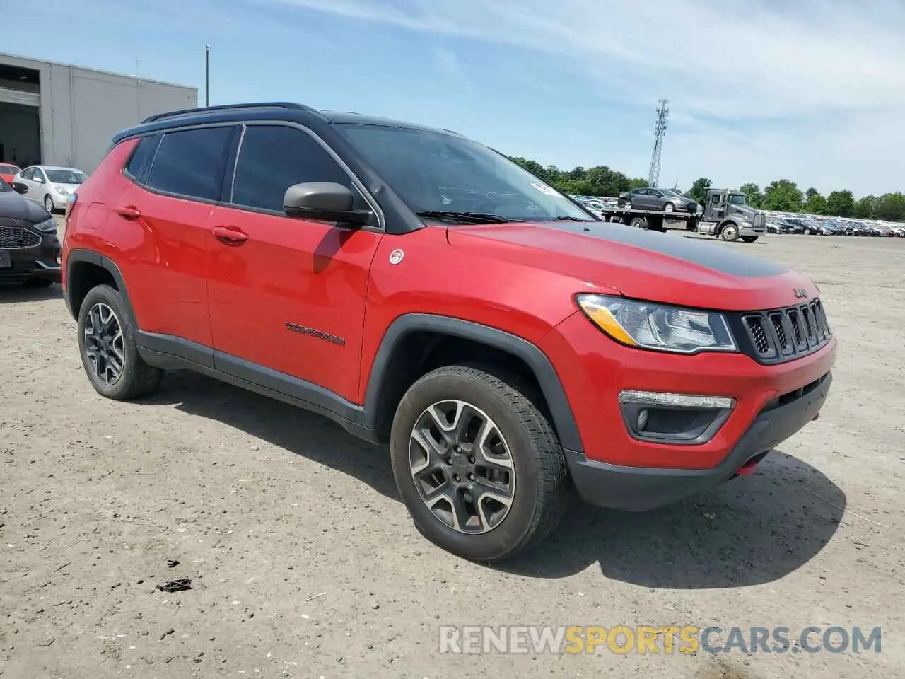 4 Photograph of a damaged car 3C4NJDDB9LT171455 JEEP COMPASS 2020