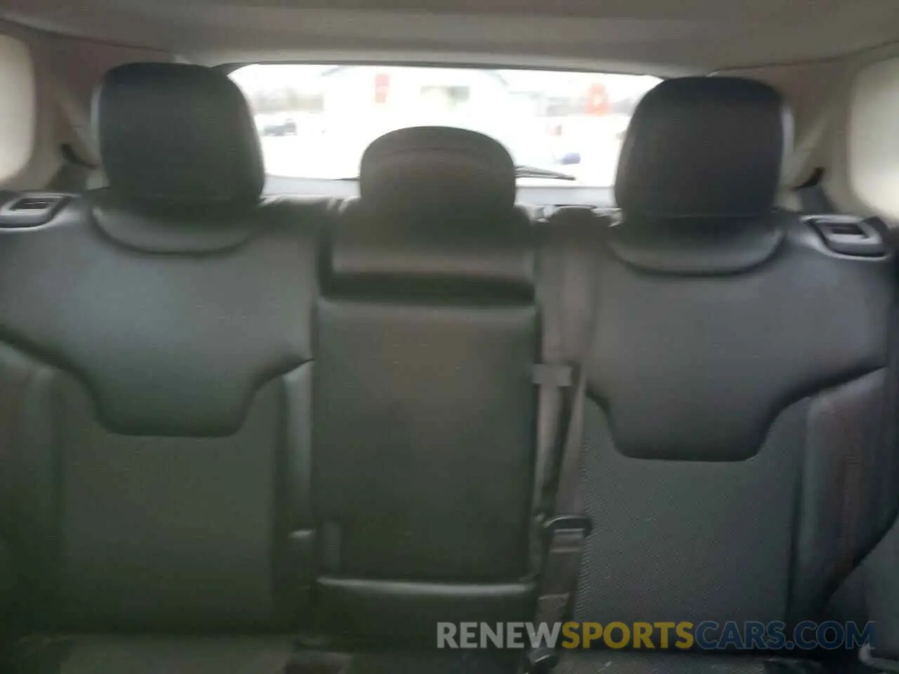 10 Photograph of a damaged car 3C4NJDDB9LT222694 JEEP COMPASS 2020