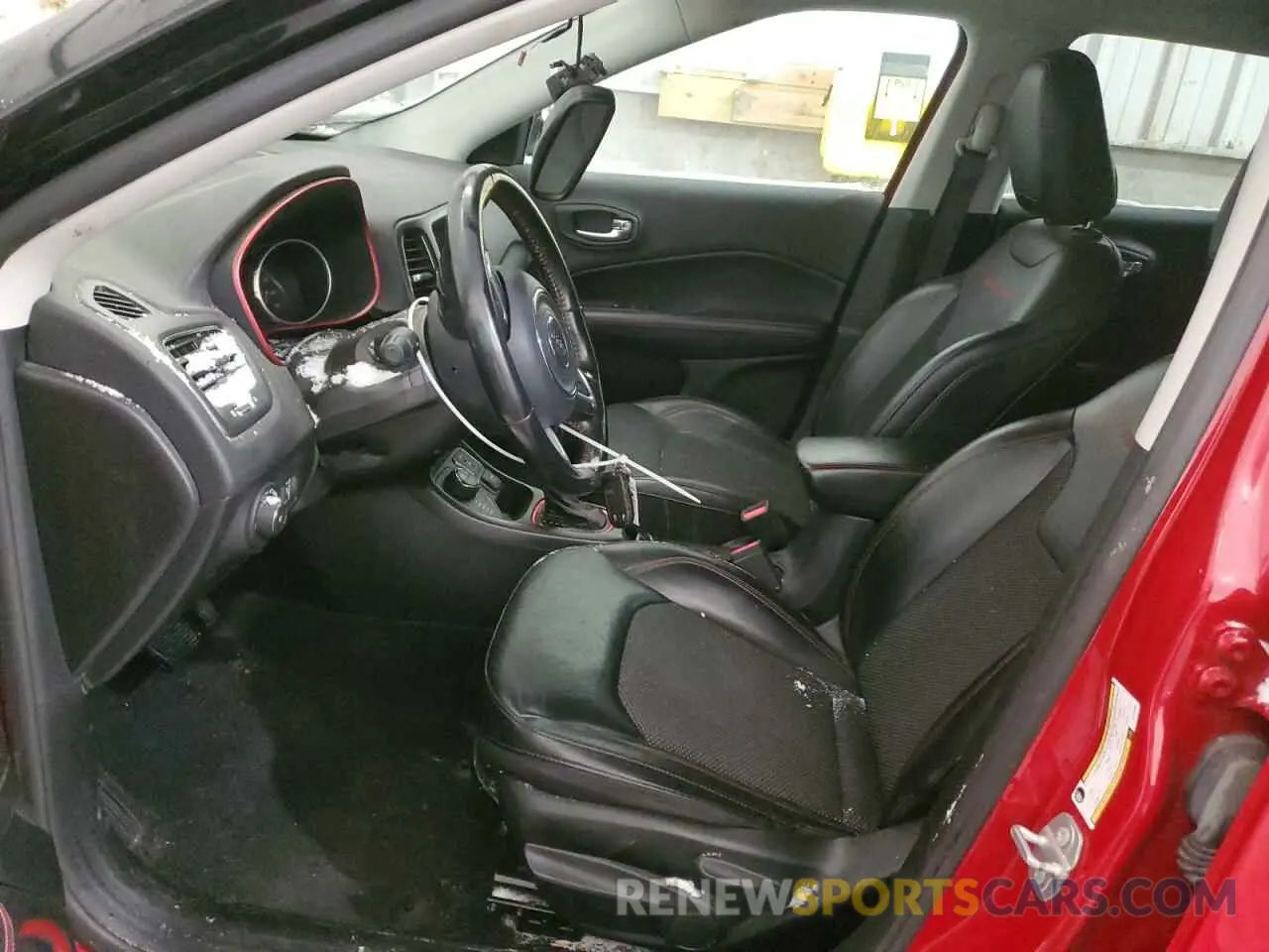 7 Photograph of a damaged car 3C4NJDDBXLT122037 JEEP COMPASS 2020