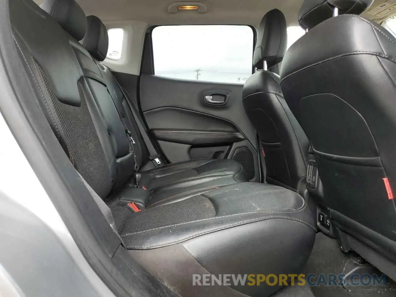 12 Photograph of a damaged car 3C4NJDDBXLT123821 JEEP COMPASS 2020