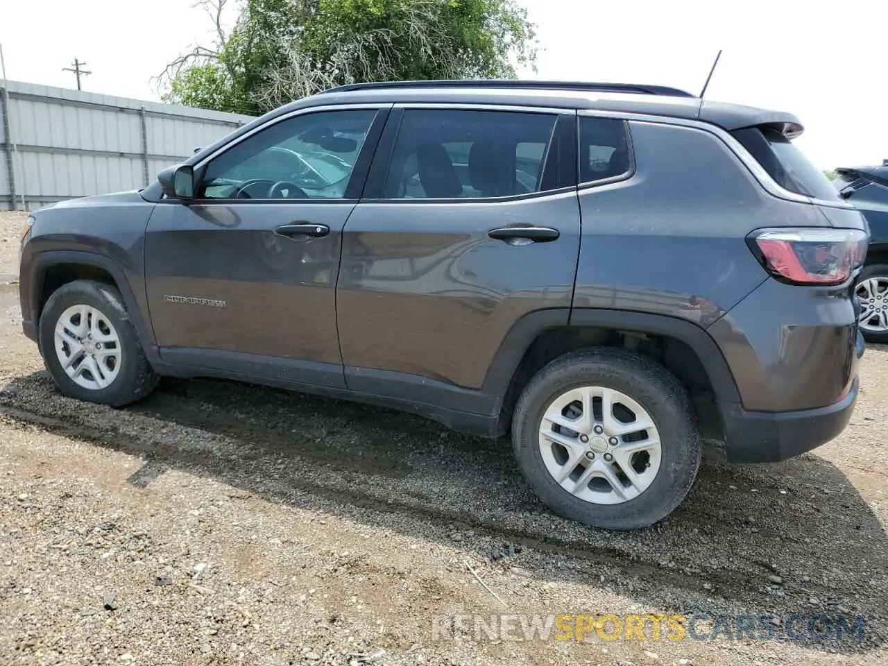 2 Photograph of a damaged car 3C4NJCAB0MT508482 JEEP COMPASS 2021