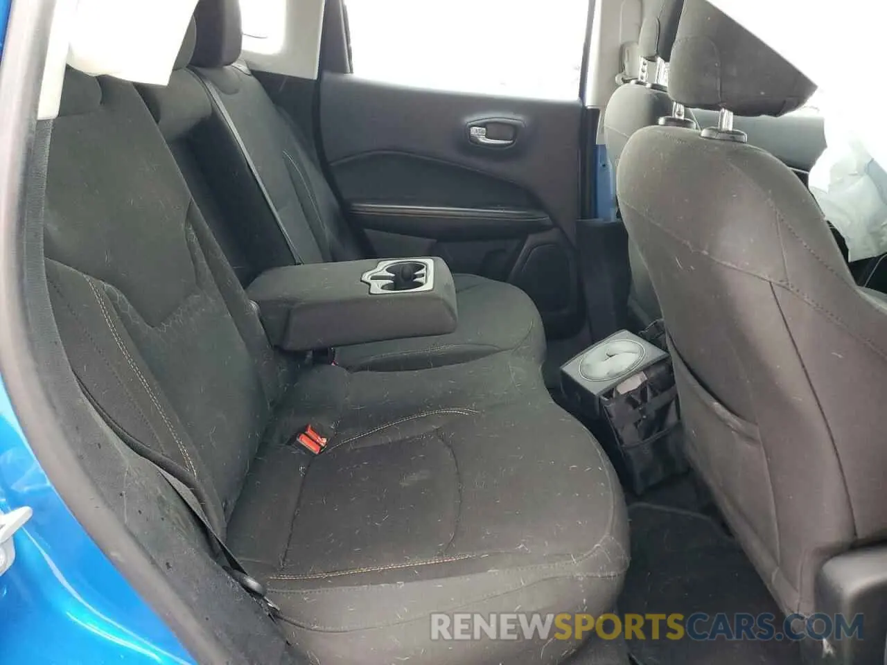 11 Photograph of a damaged car 3C4NJCAB1MT576970 JEEP COMPASS 2021