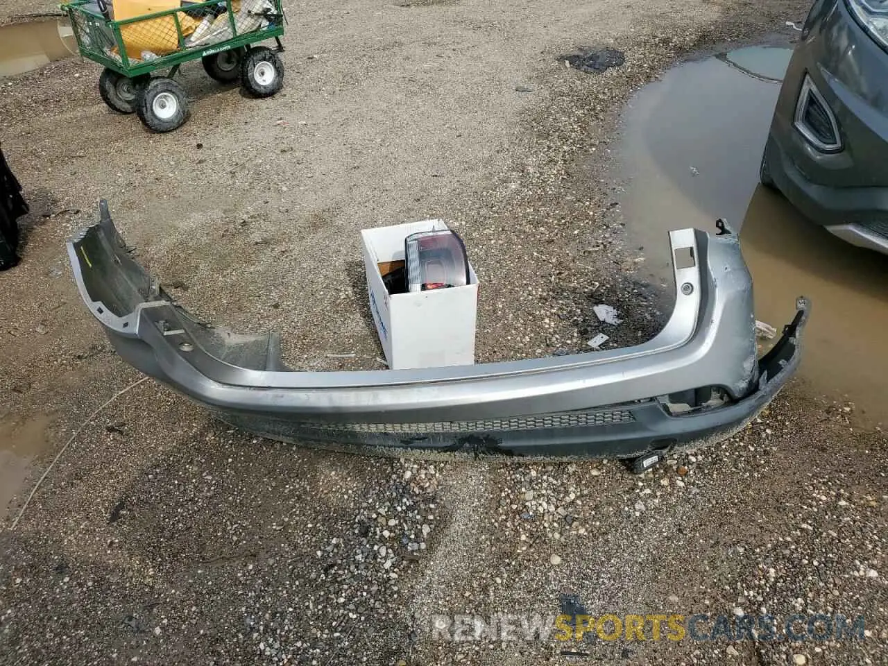 12 Photograph of a damaged car 3C4NJCAB2MT510962 JEEP COMPASS 2021