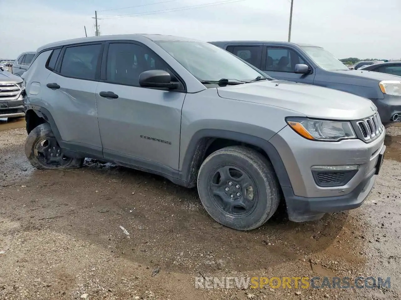 4 Photograph of a damaged car 3C4NJCAB2MT510962 JEEP COMPASS 2021