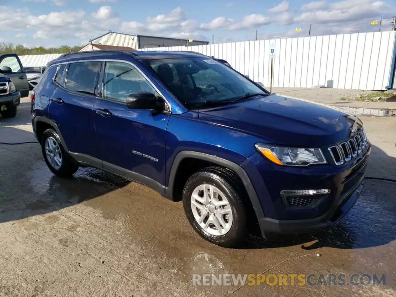 4 Photograph of a damaged car 3C4NJCAB3MT526748 JEEP COMPASS 2021