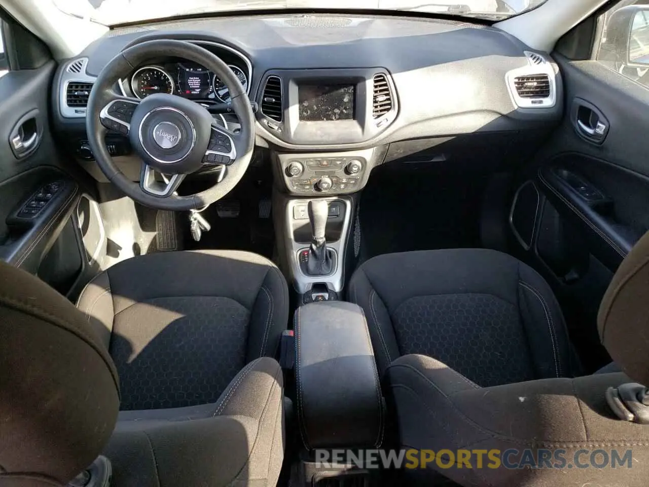 8 Photograph of a damaged car 3C4NJCAB3MT526748 JEEP COMPASS 2021