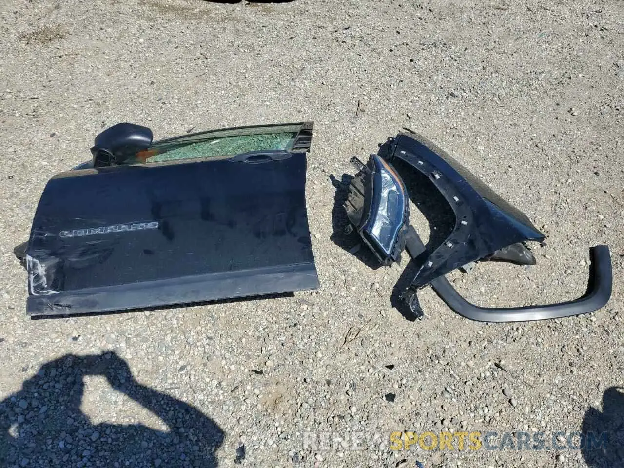 12 Photograph of a damaged car 3C4NJCAB3MT535174 JEEP COMPASS 2021