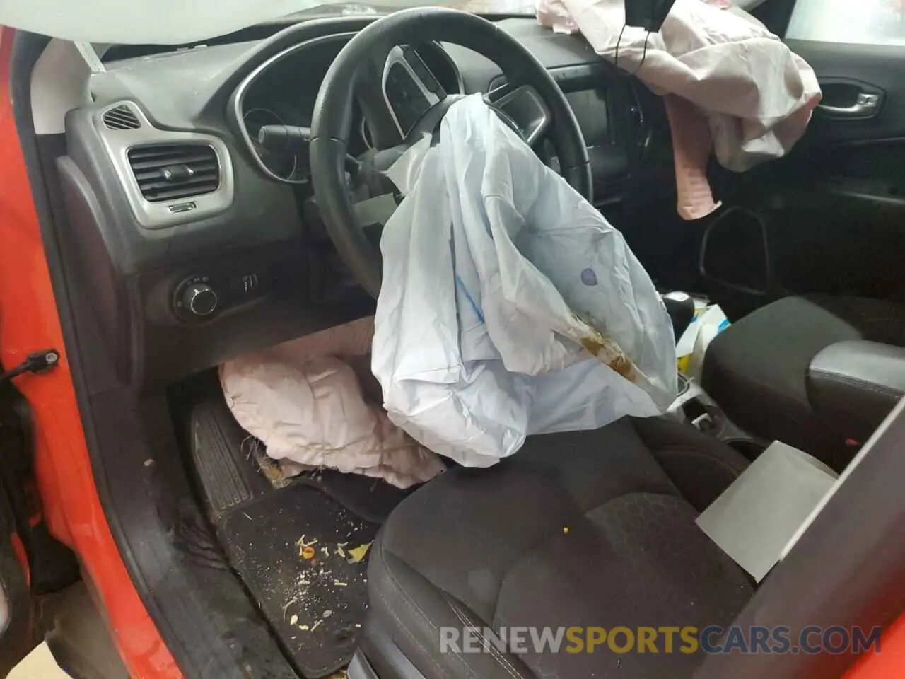 8 Photograph of a damaged car 3C4NJCAB8MT508181 JEEP COMPASS 2021