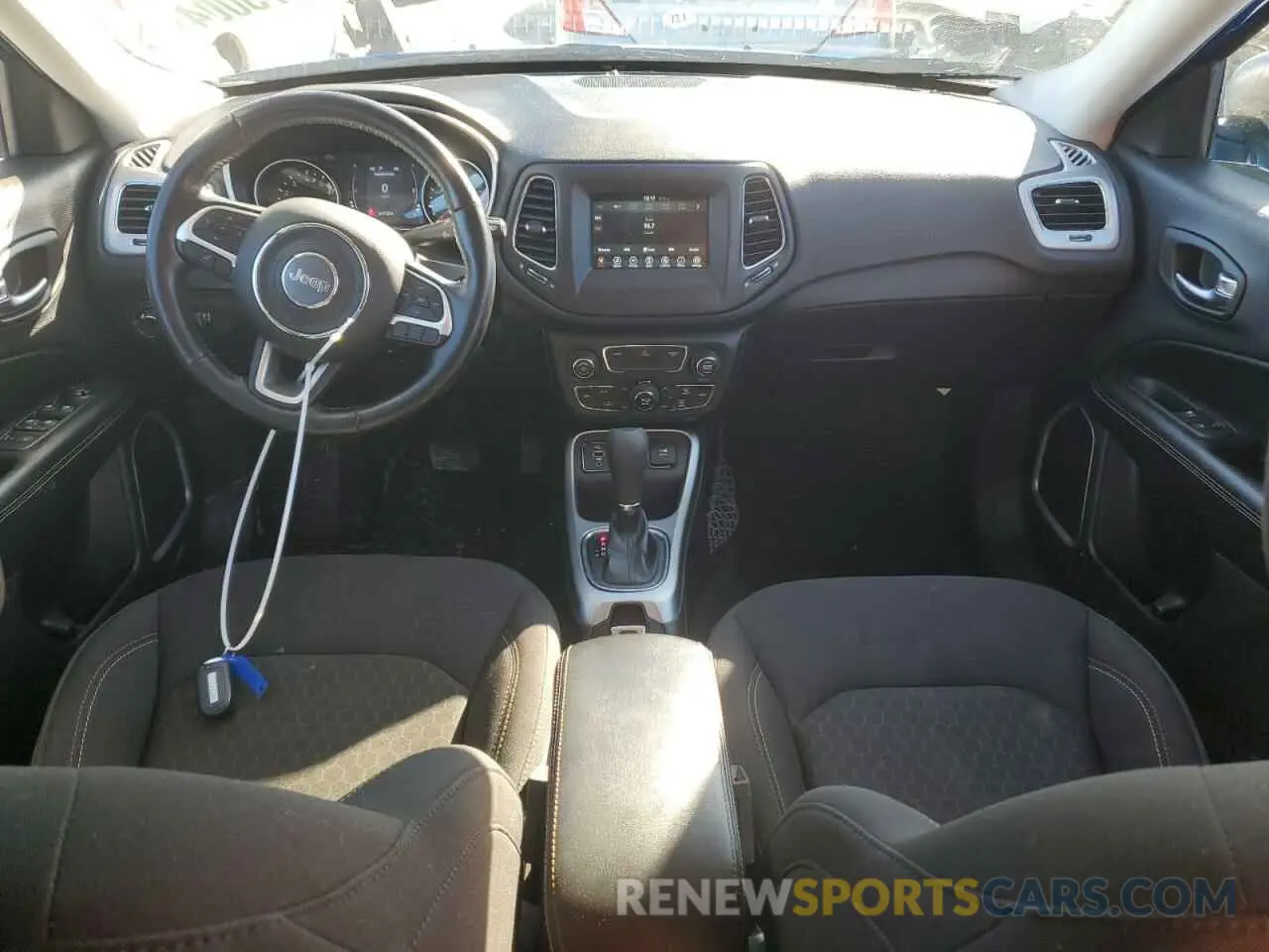 8 Photograph of a damaged car 3C4NJCAB9MT573752 JEEP COMPASS 2021