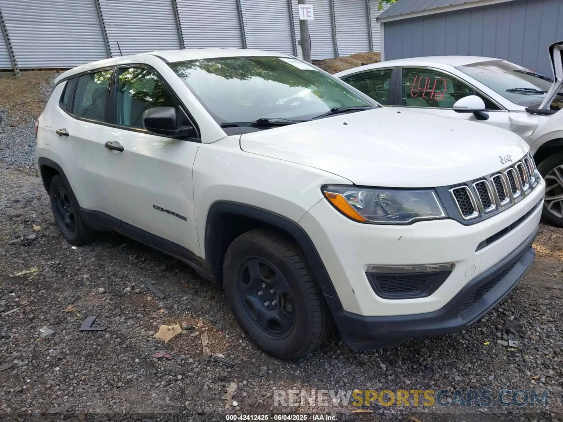 1 Photograph of a damaged car 3C4NJCABXMT560279 JEEP COMPASS 2021