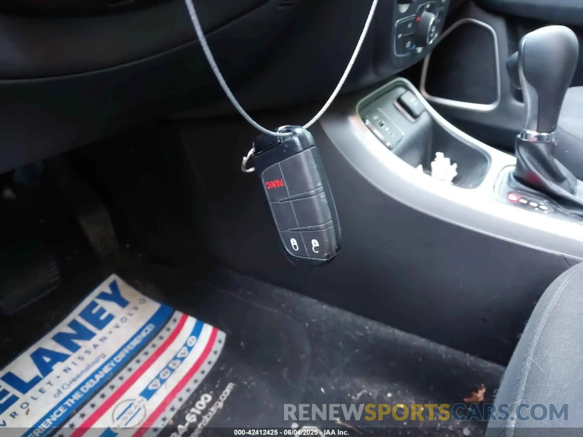 11 Photograph of a damaged car 3C4NJCABXMT560279 JEEP COMPASS 2021