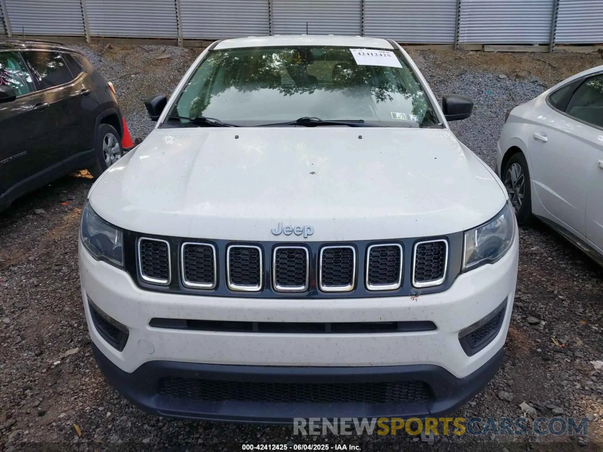 12 Photograph of a damaged car 3C4NJCABXMT560279 JEEP COMPASS 2021