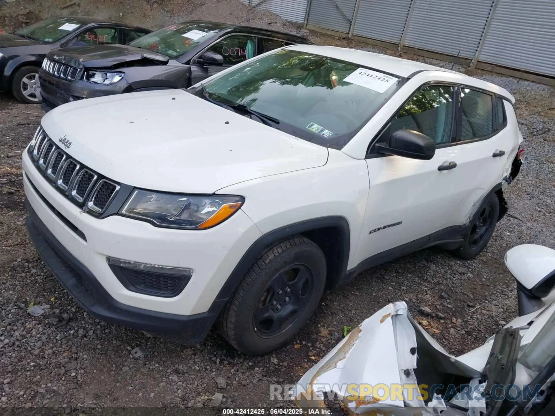 2 Photograph of a damaged car 3C4NJCABXMT560279 JEEP COMPASS 2021