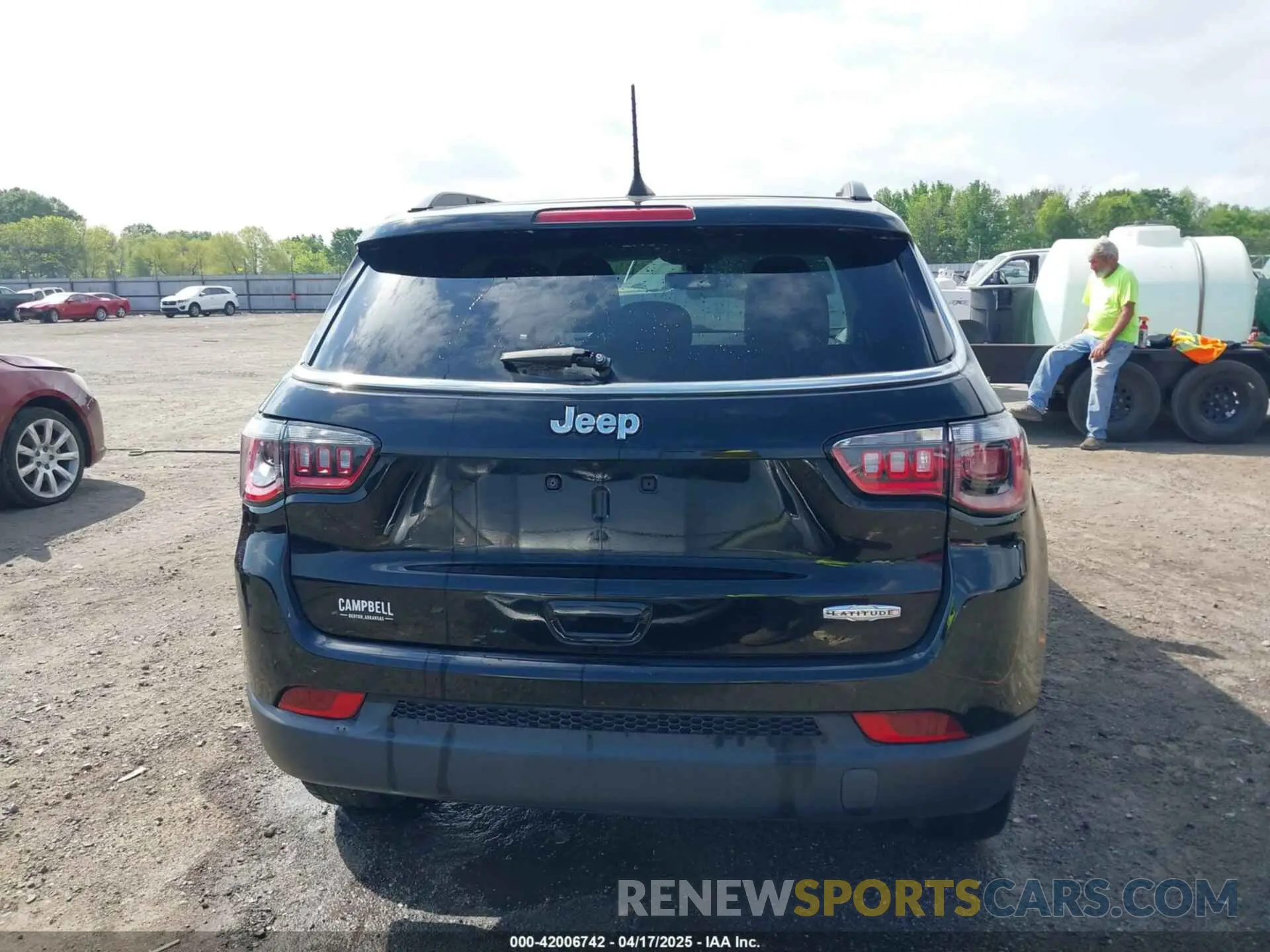 16 Photograph of a damaged car 3C4NJCBB0MT502423 JEEP COMPASS 2021