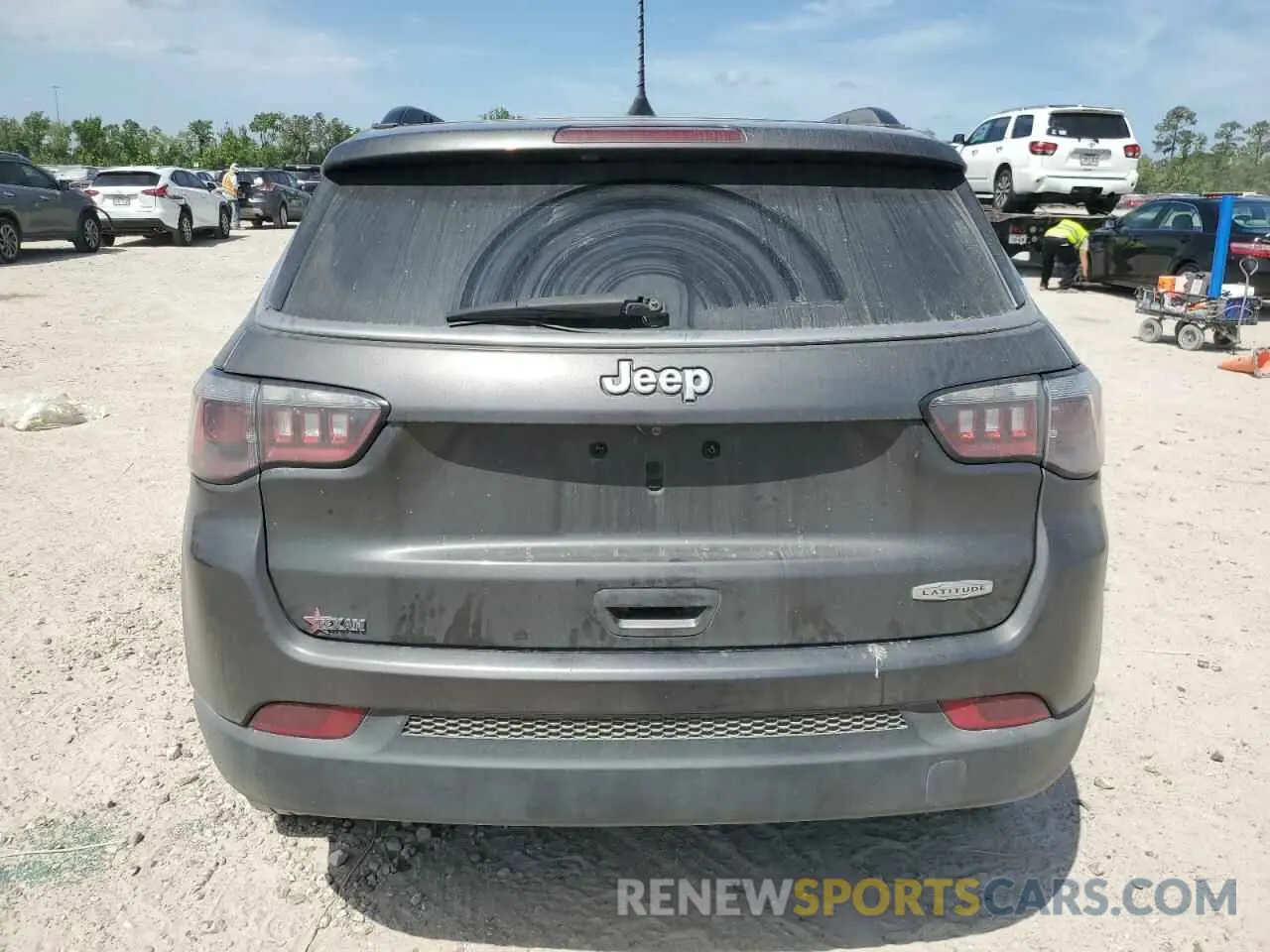 6 Photograph of a damaged car 3C4NJCBB0MT505824 JEEP COMPASS 2021