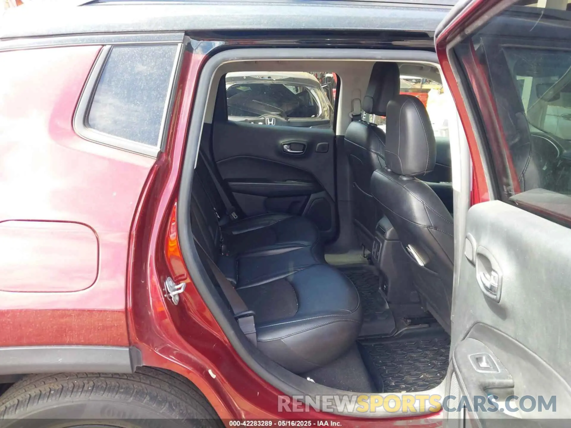 8 Photograph of a damaged car 3C4NJCBB0MT510361 JEEP COMPASS 2021