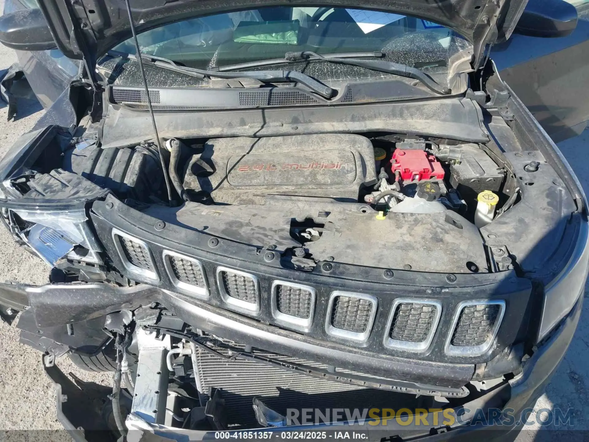 10 Photograph of a damaged car 3C4NJCBB1MT505864 JEEP COMPASS 2021