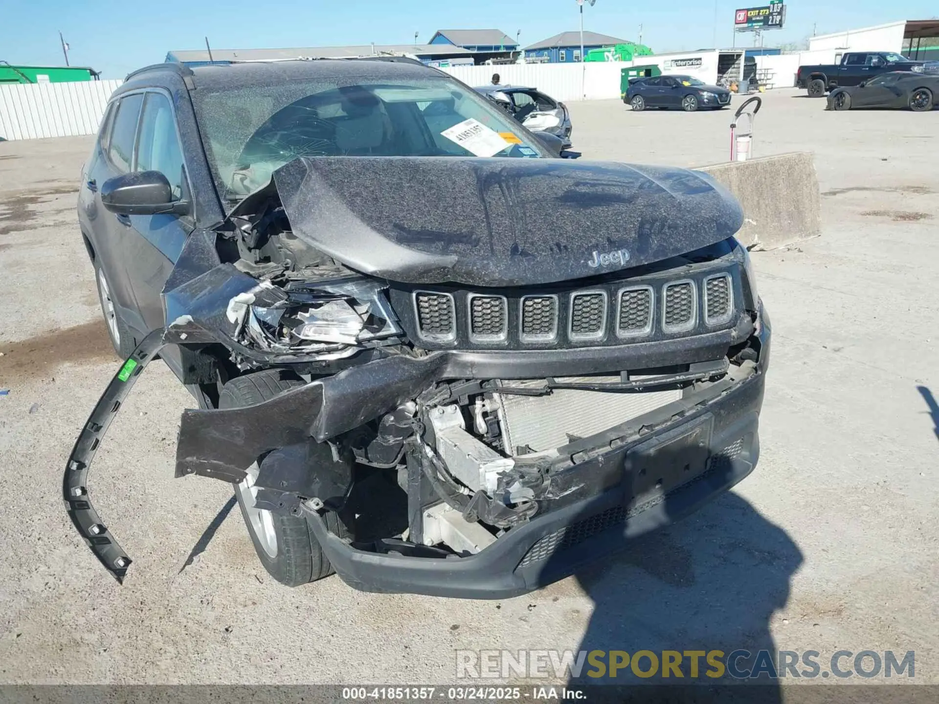 6 Photograph of a damaged car 3C4NJCBB1MT505864 JEEP COMPASS 2021