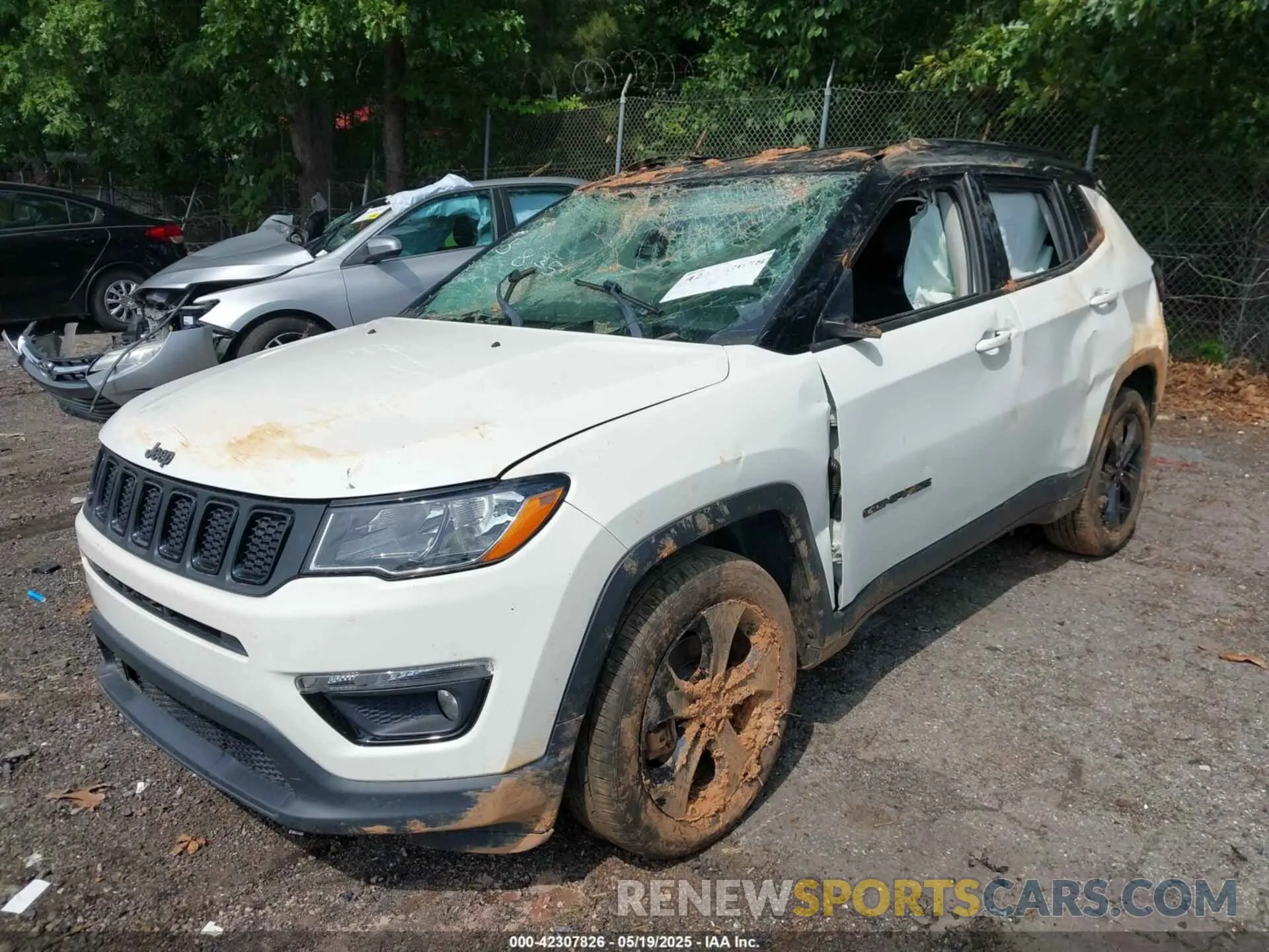 2 Photograph of a damaged car 3C4NJCBB2MT555835 JEEP COMPASS 2021