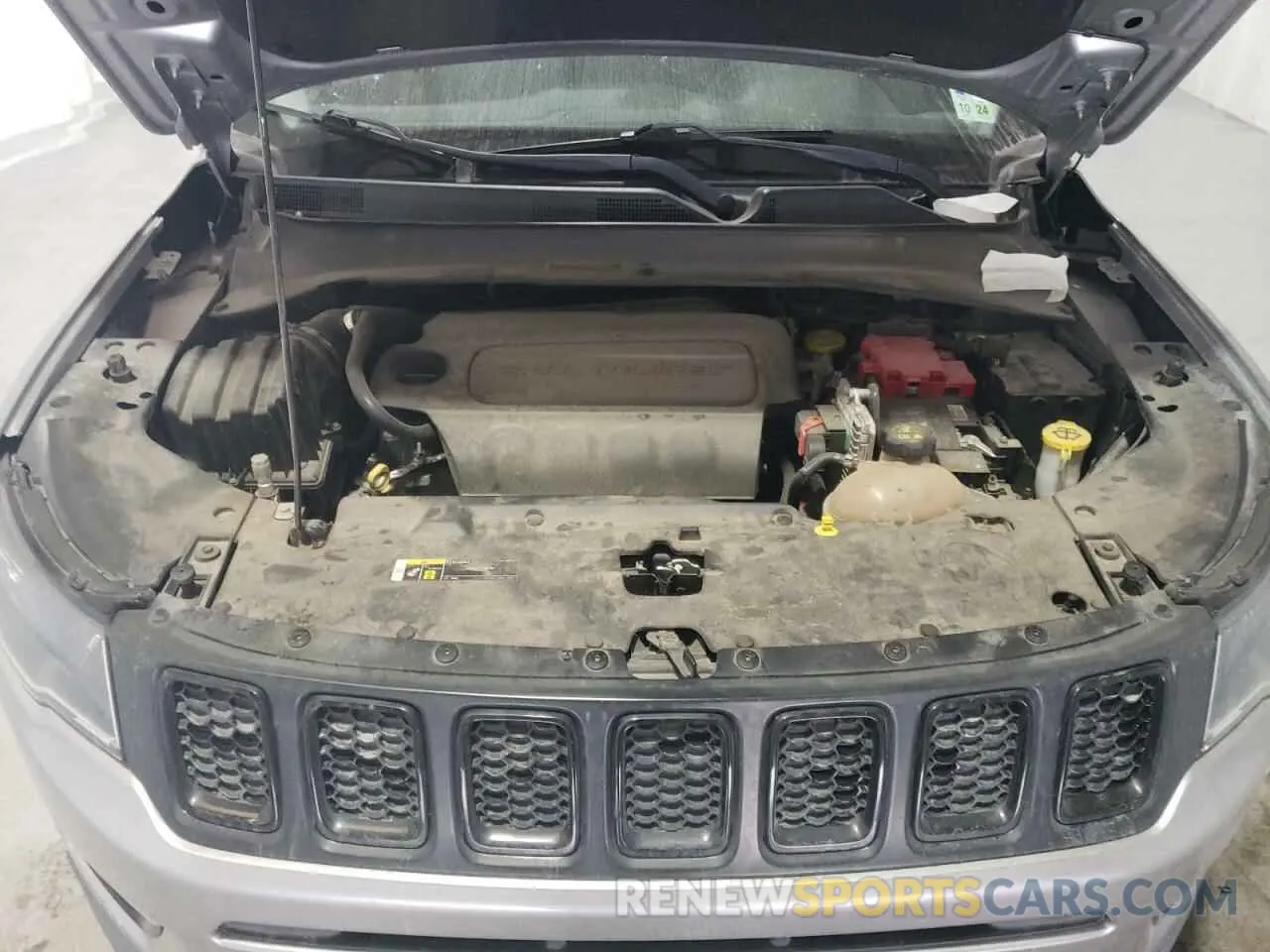 12 Photograph of a damaged car 3C4NJCBB3MT505509 JEEP COMPASS 2021