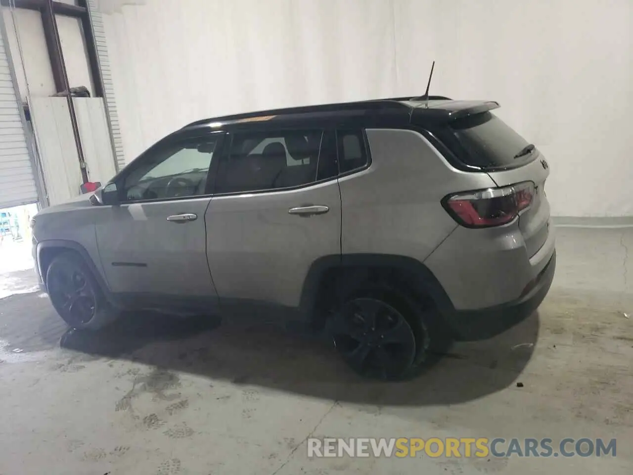 2 Photograph of a damaged car 3C4NJCBB3MT505509 JEEP COMPASS 2021