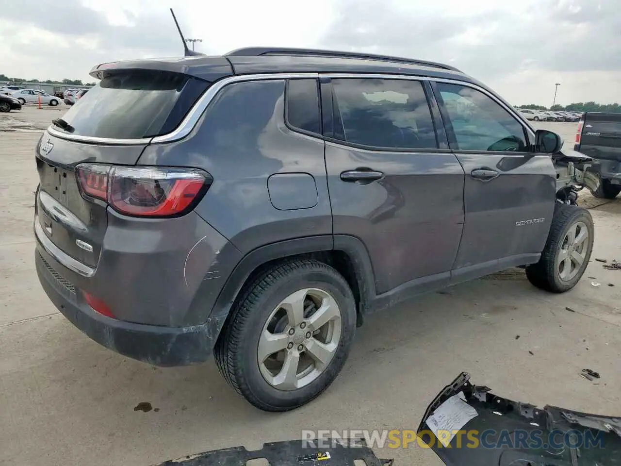 3 Photograph of a damaged car 3C4NJCBB3MT505719 JEEP COMPASS 2021