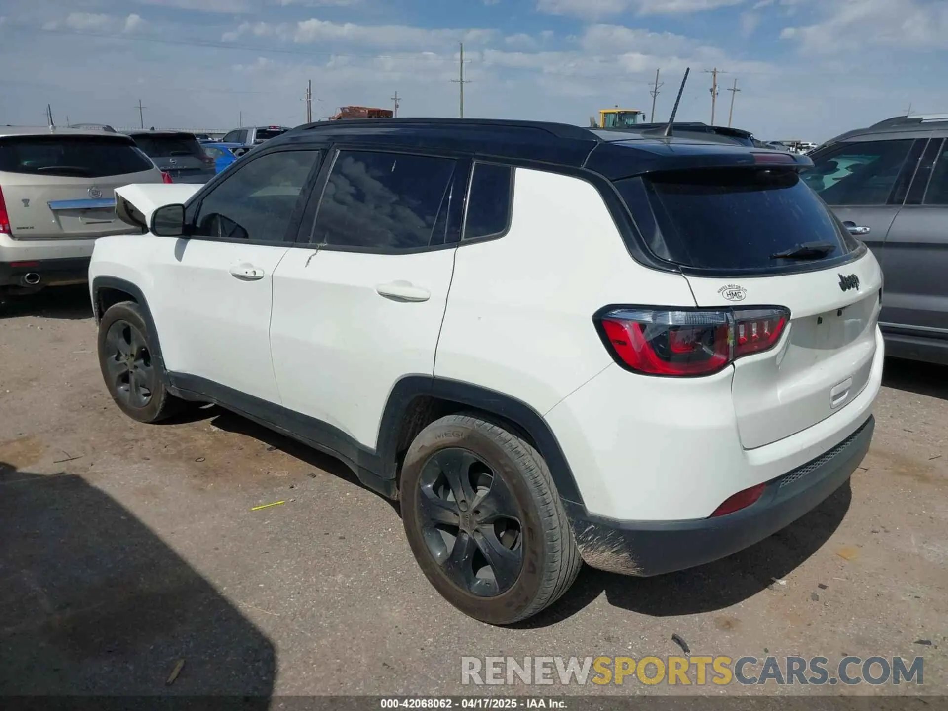 3 Photograph of a damaged car 3C4NJCBB3MT507860 JEEP COMPASS 2021