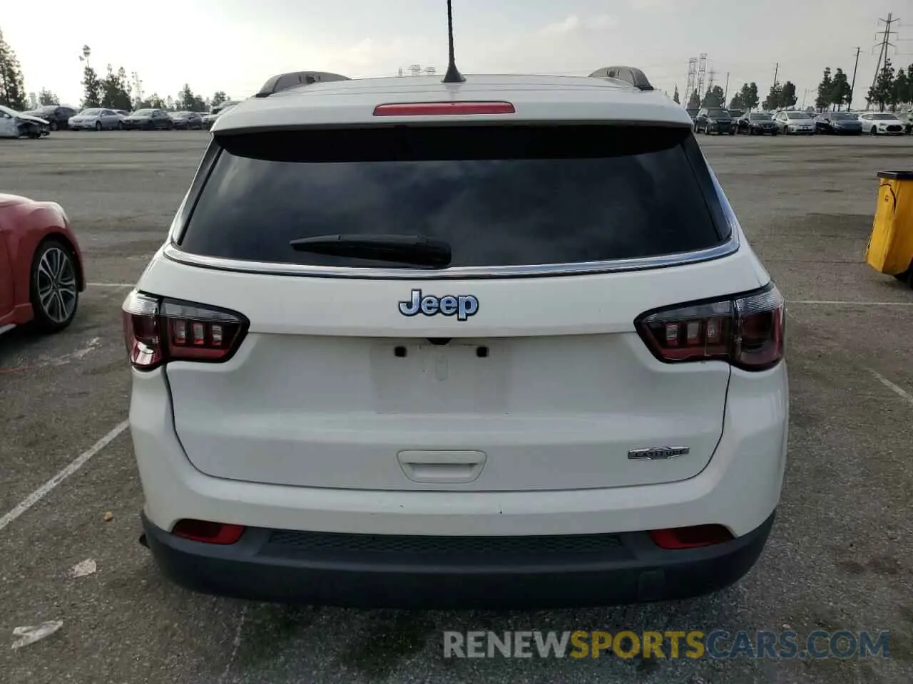 6 Photograph of a damaged car 3C4NJCBB3MT538820 JEEP COMPASS 2021