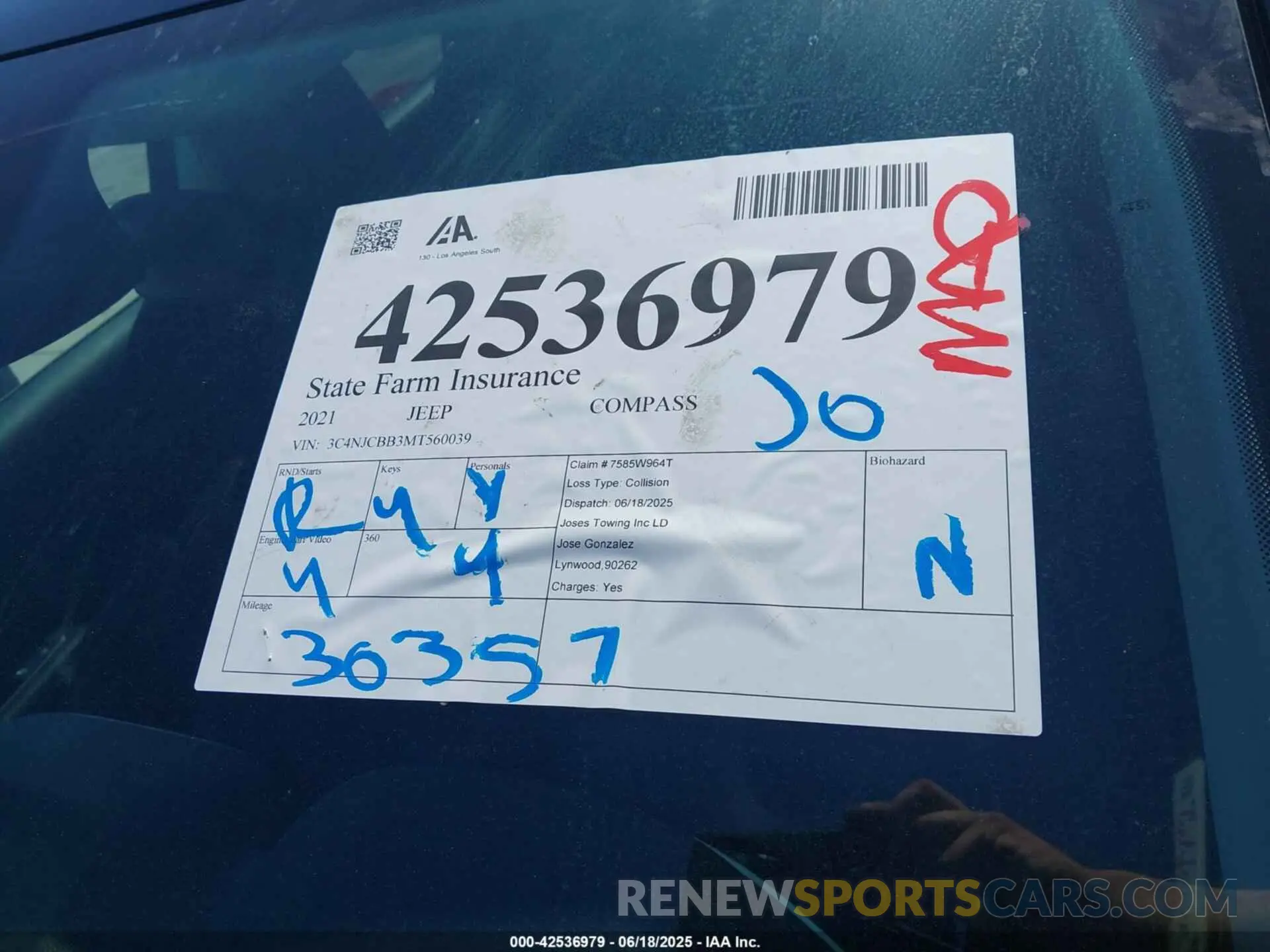 18 Photograph of a damaged car 3C4NJCBB3MT560039 JEEP COMPASS 2021