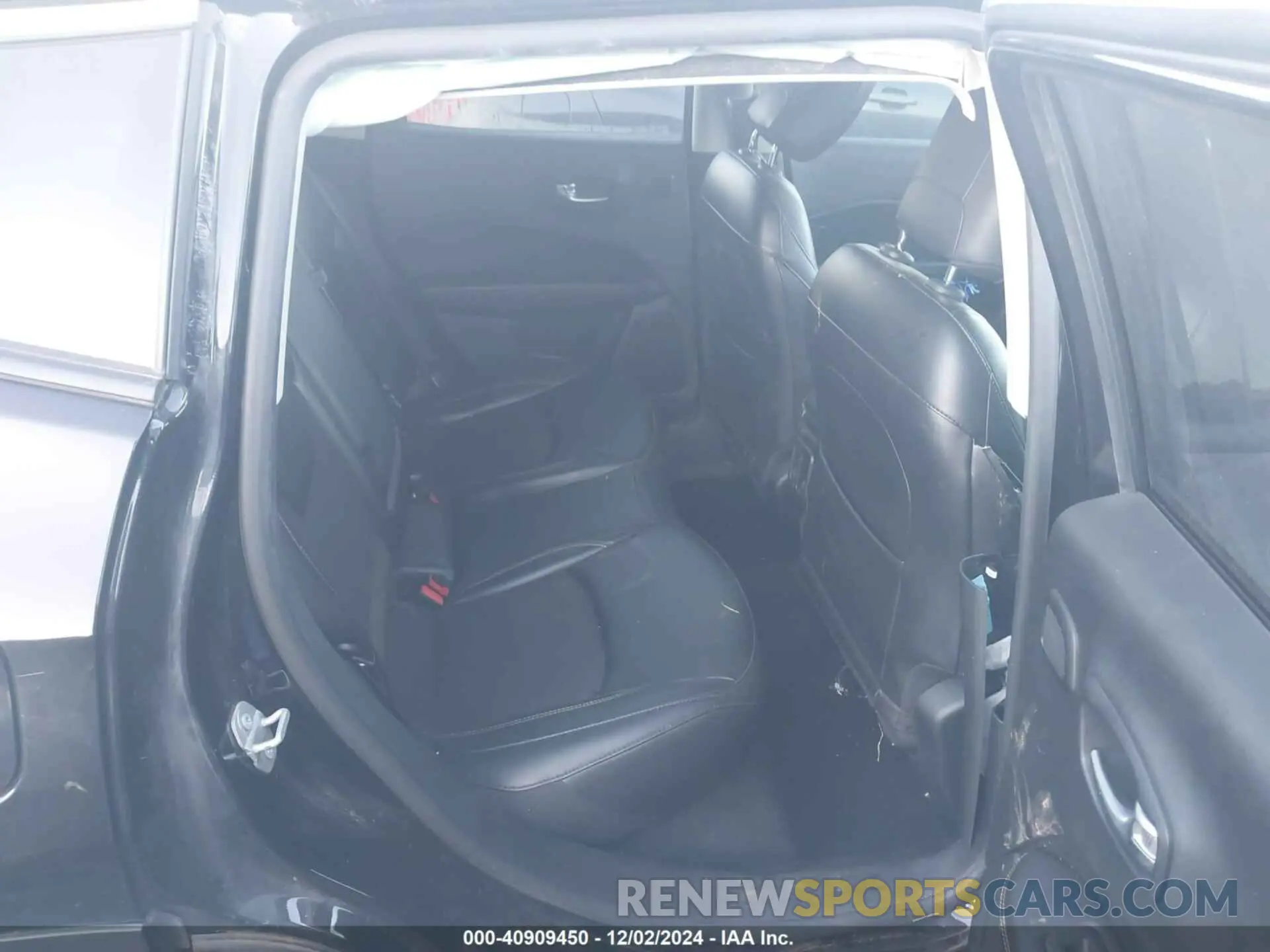 8 Photograph of a damaged car 3C4NJCBB4MT502201 JEEP COMPASS 2021