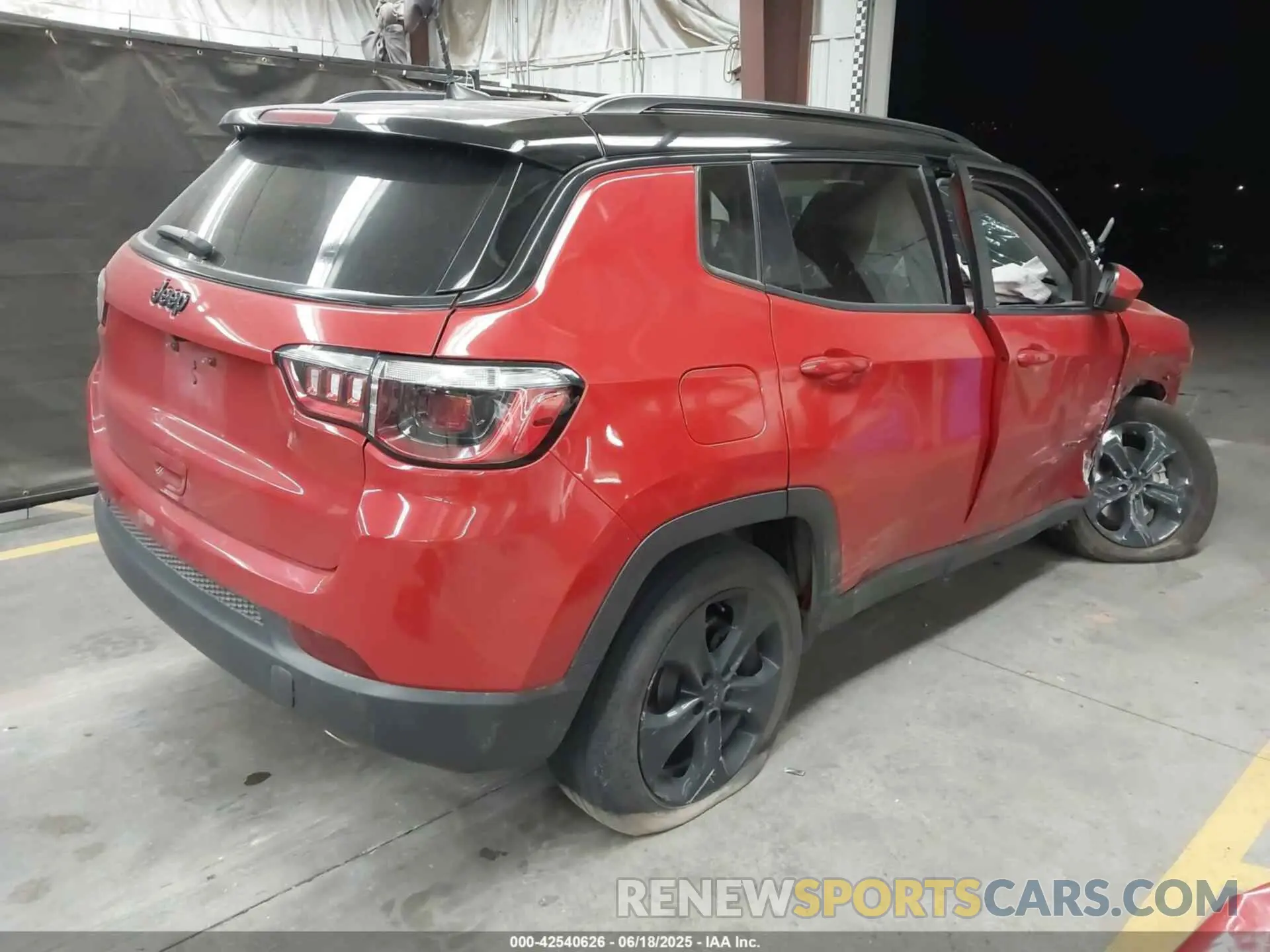 4 Photograph of a damaged car 3C4NJCBB4MT587363 JEEP COMPASS 2021