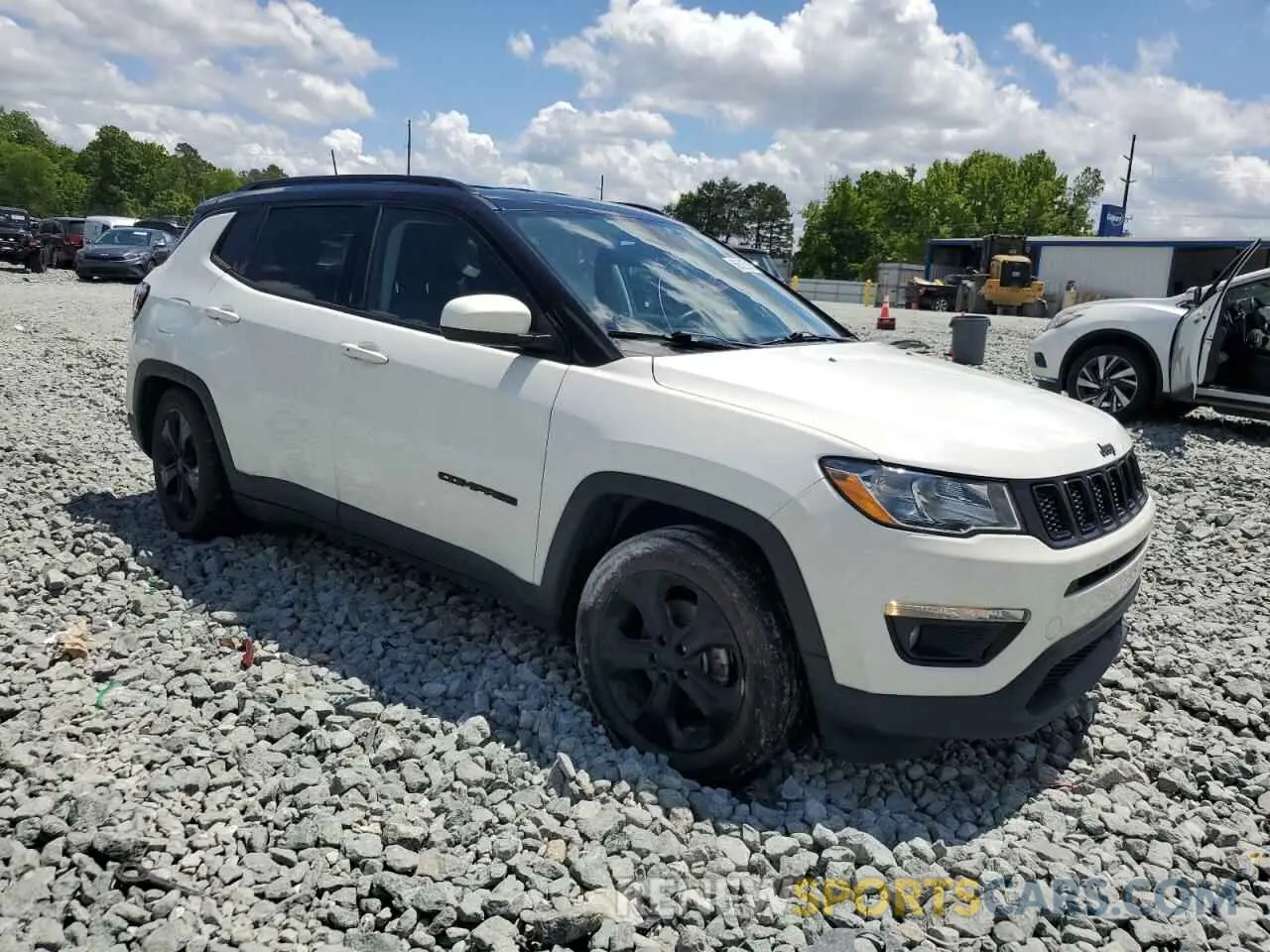 4 Photograph of a damaged car 3C4NJCBB4MT587380 JEEP COMPASS 2021