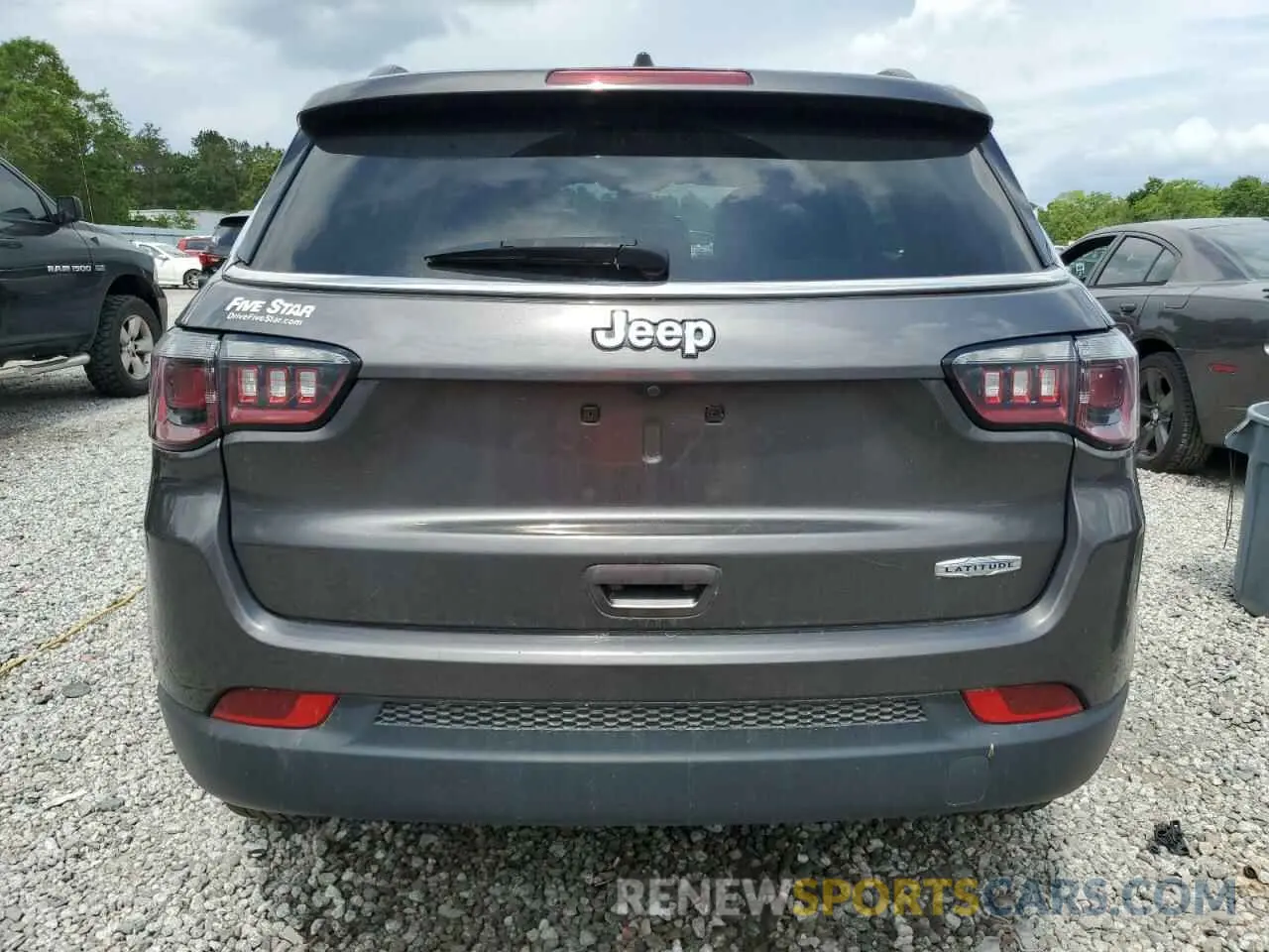 6 Photograph of a damaged car 3C4NJCBB4MT604629 JEEP COMPASS 2021