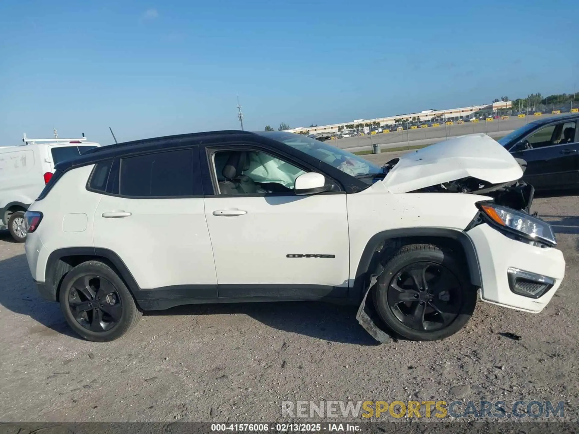 12 Photograph of a damaged car 3C4NJCBB5MT502126 JEEP COMPASS 2021