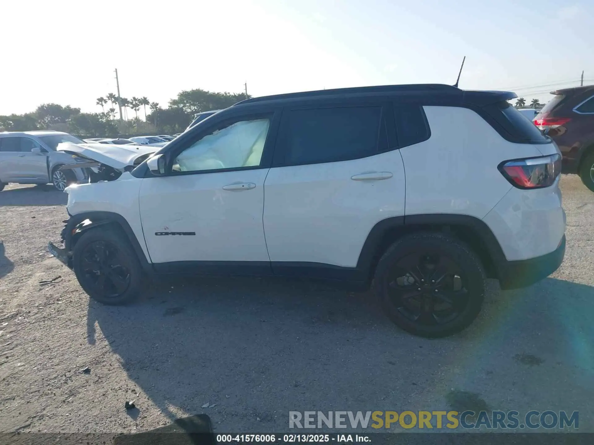 13 Photograph of a damaged car 3C4NJCBB5MT502126 JEEP COMPASS 2021