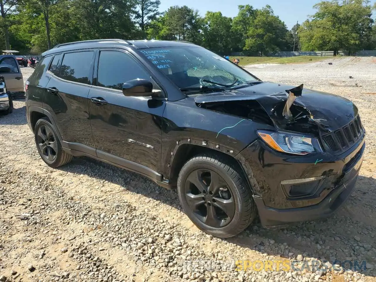 4 Photograph of a damaged car 3C4NJCBB5MT573763 JEEP COMPASS 2021